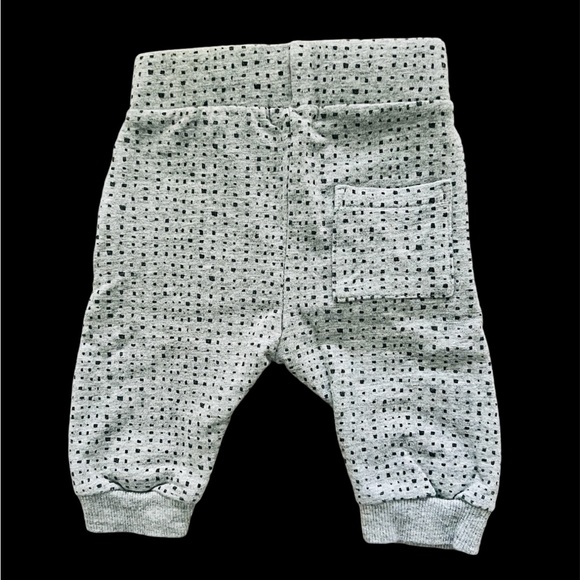 NIKE | Miles BABY | BURT’S BEE & Other Baby Boy Bundle | 0-3 Months | Preowned - Picture 11 of 16